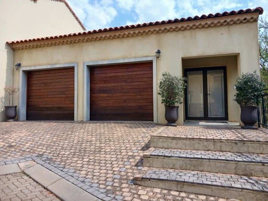 To Let 4 Bedroom Property for Rent in Broederstroom North West